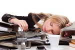 Stress und Arbeit bringt mollige Figur in Form? (Copyright: Picture-Factory - Fotolia.com)