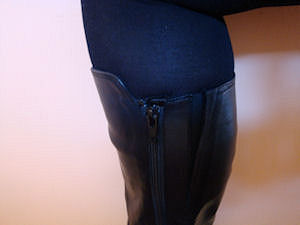 Stiefel oft nichts für mollige Waden (Foto: Astrid Listner)